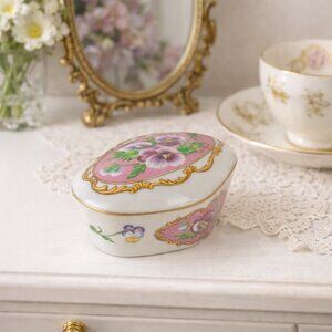 Heritage House VTG 1990 Love Songs to Remember -Hawaiian Wedding Song Music Box